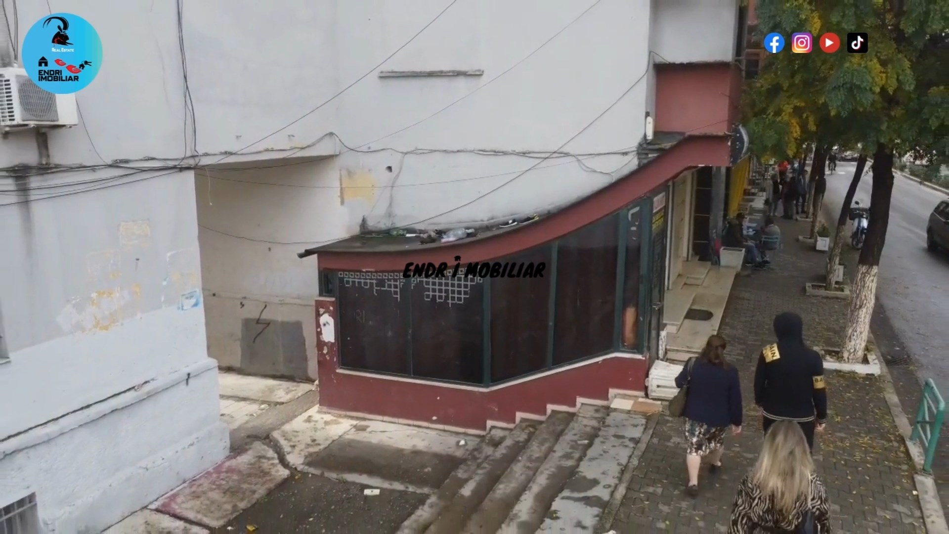 SHITET NJESI BIZNESI lokali of LIVE