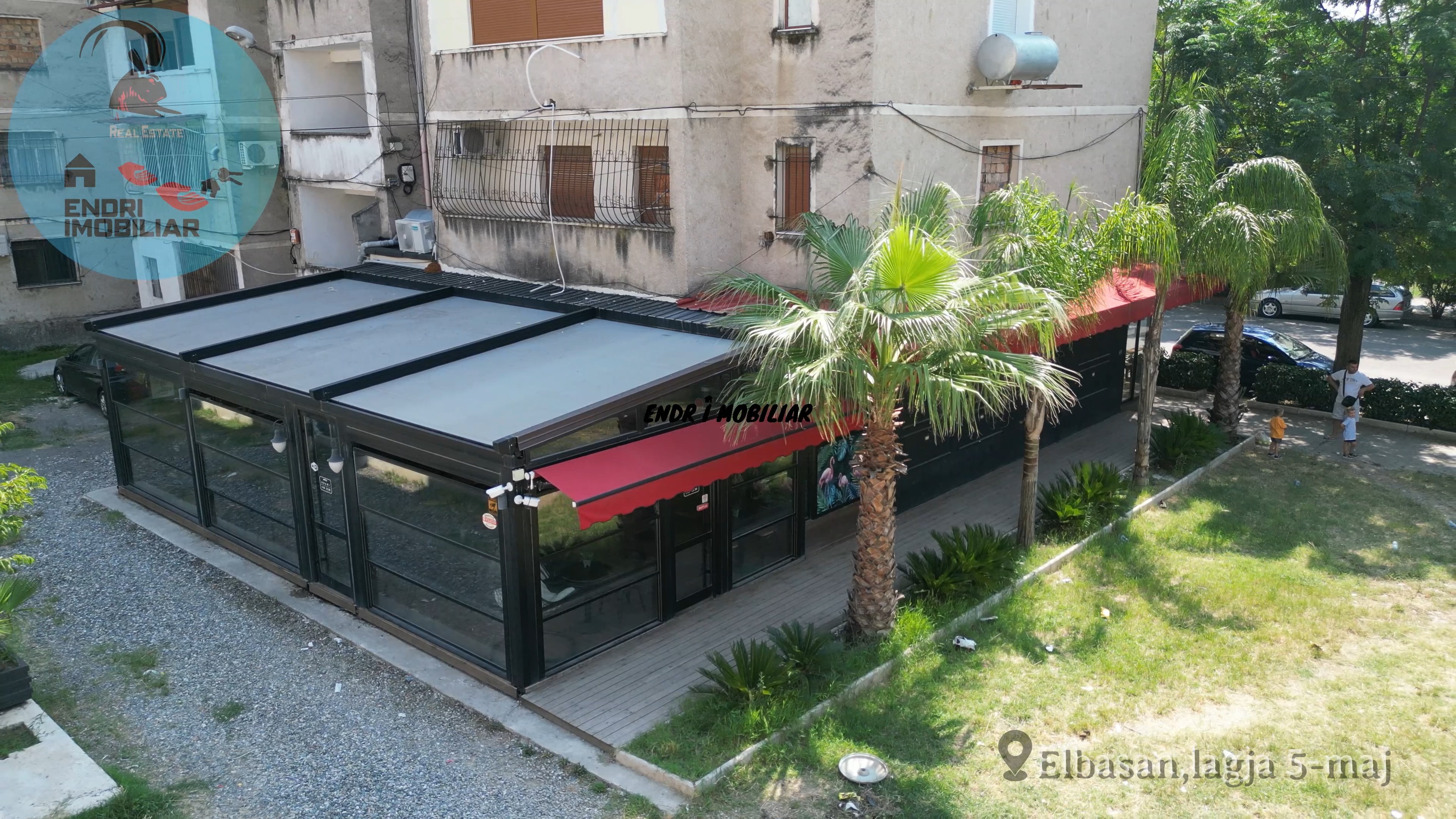 SHITET/jepet me qera ambient Biznesi bar-kafe