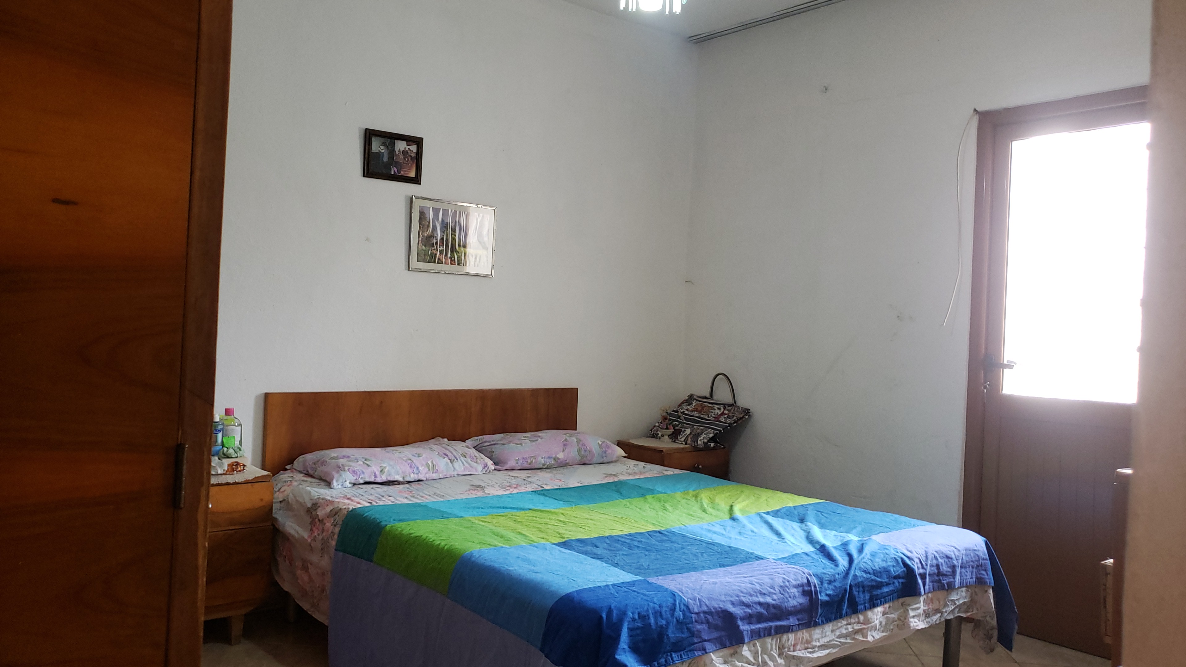 Shitet Apartament 2+1  kati i pare